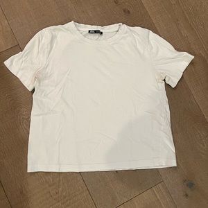 white zara tshirt